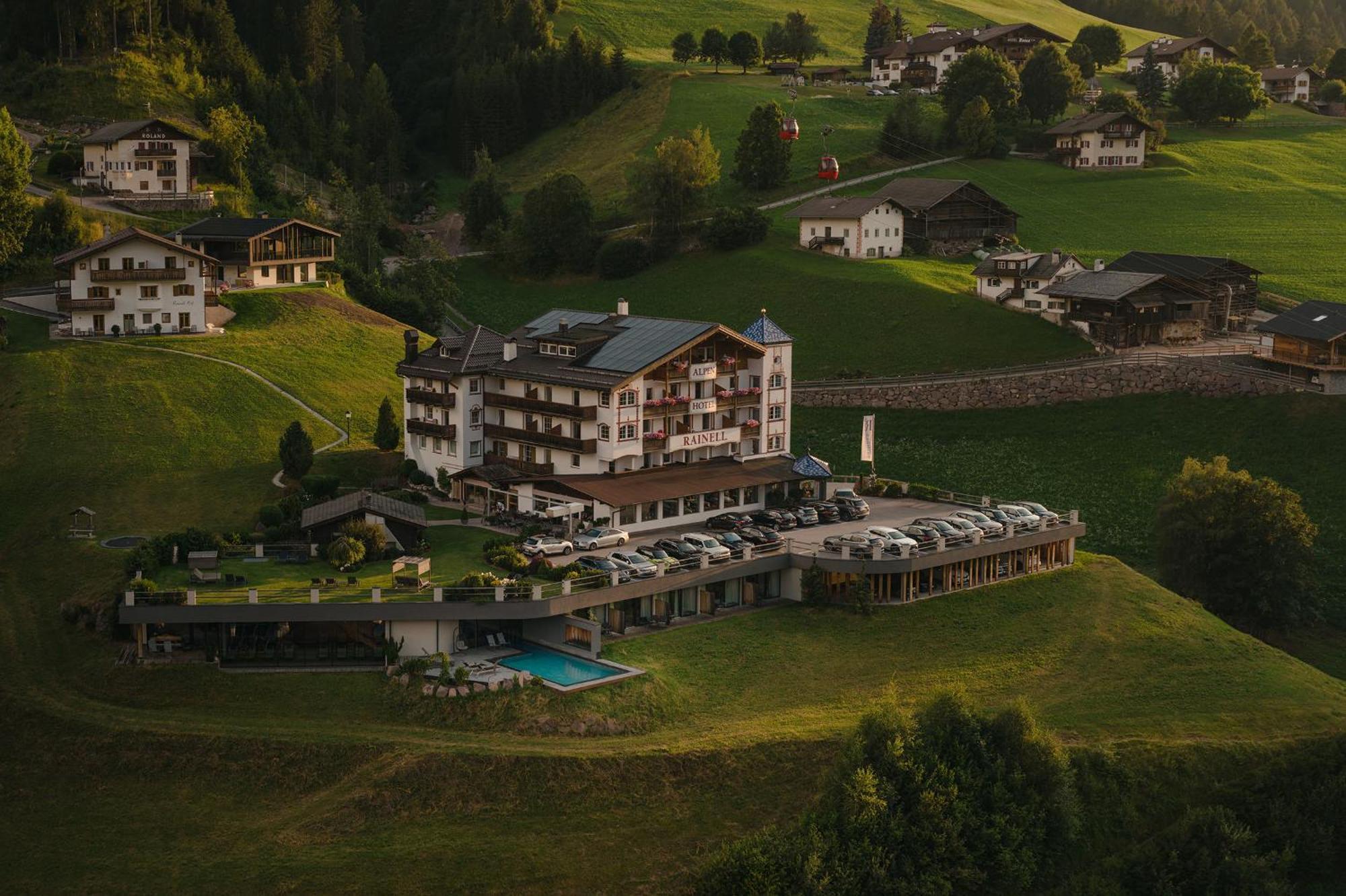 Hotel Rainell Dolomites Retreat Ortisei Exteriér fotografie