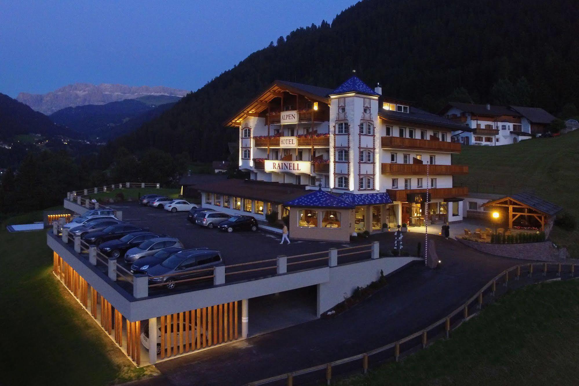 Hotel Rainell Dolomites Retreat Ortisei Exteriér fotografie